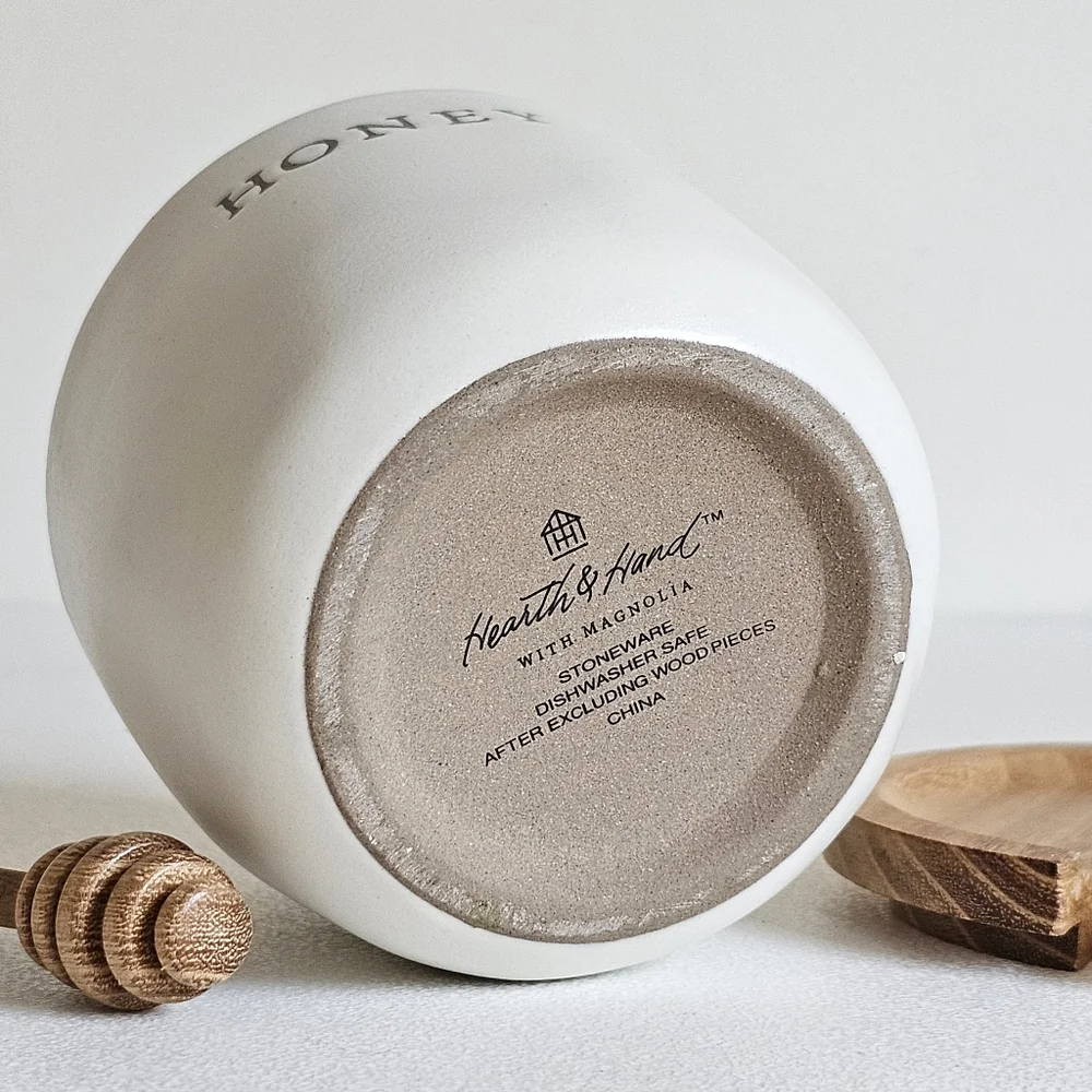 Heart & Hand With Magnolia Stonewear White Honey Jar Acacia Wooden Dipper & Lid